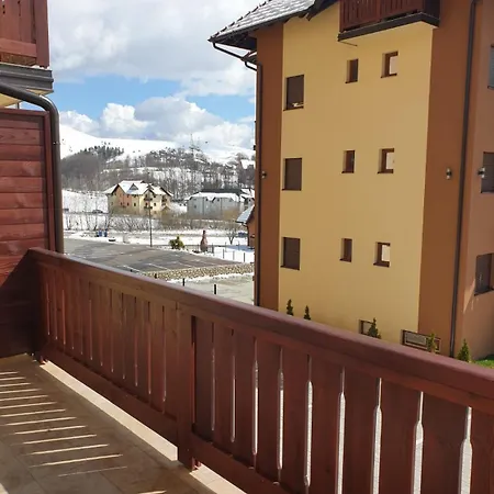 Apartamento Dina Lux *